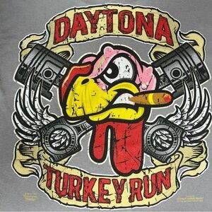 Y2K Daytona Turkey Run Graphic T-Shirt Women Small Short Sleeve 100% Cotton Gray